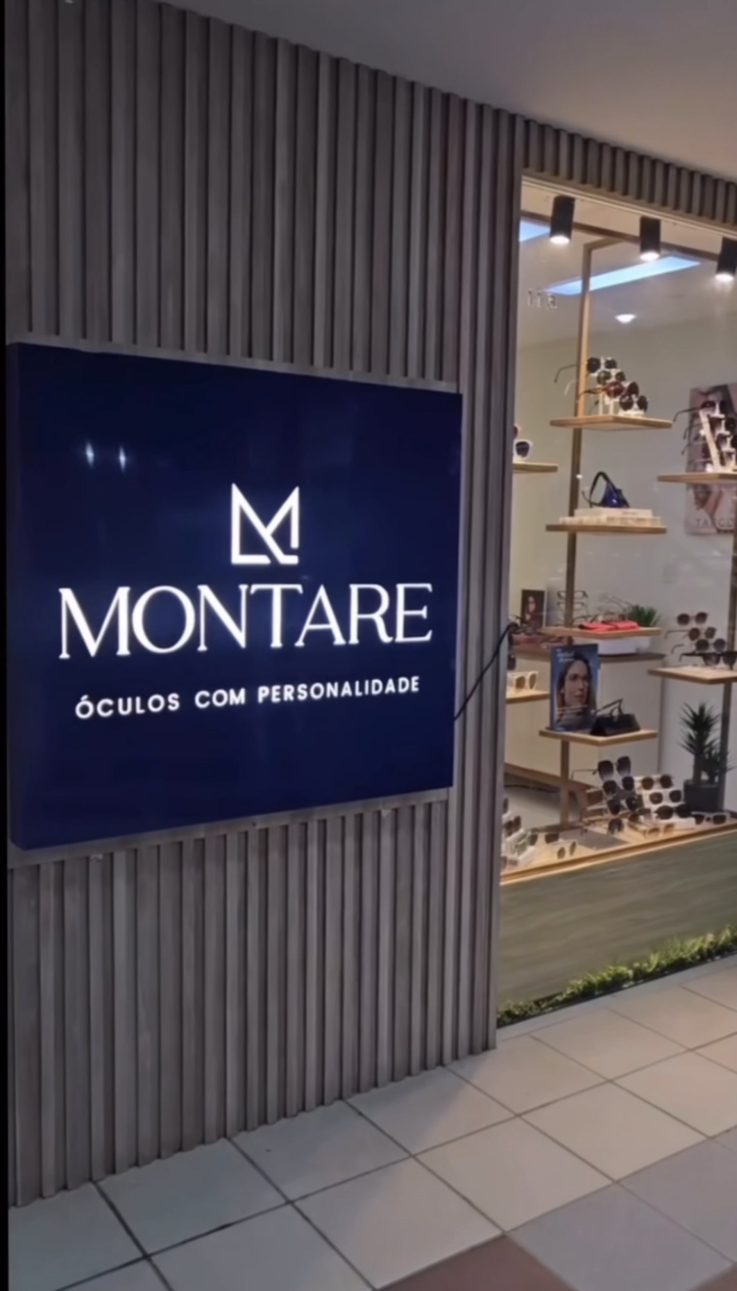 Fachada da loja Montare Óticas